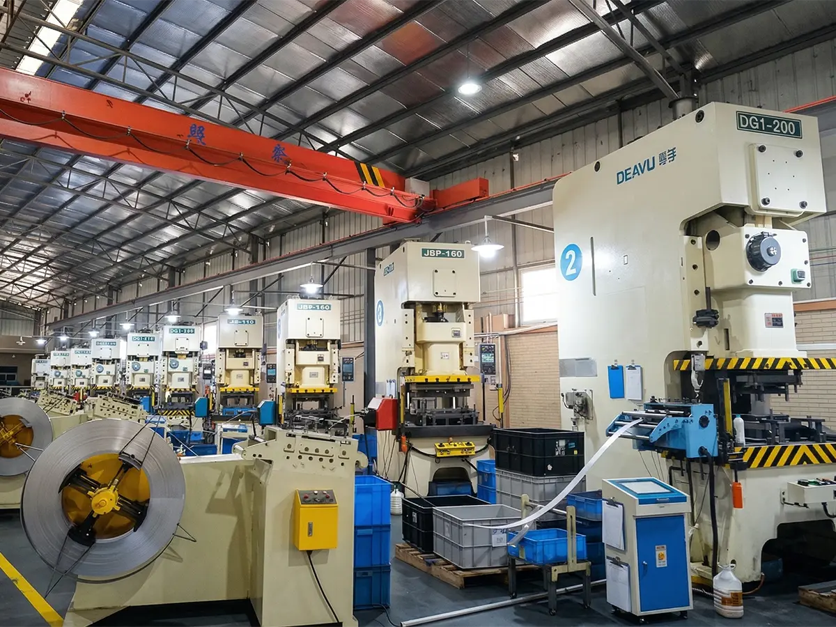 YueFong hardware testing and production equipment